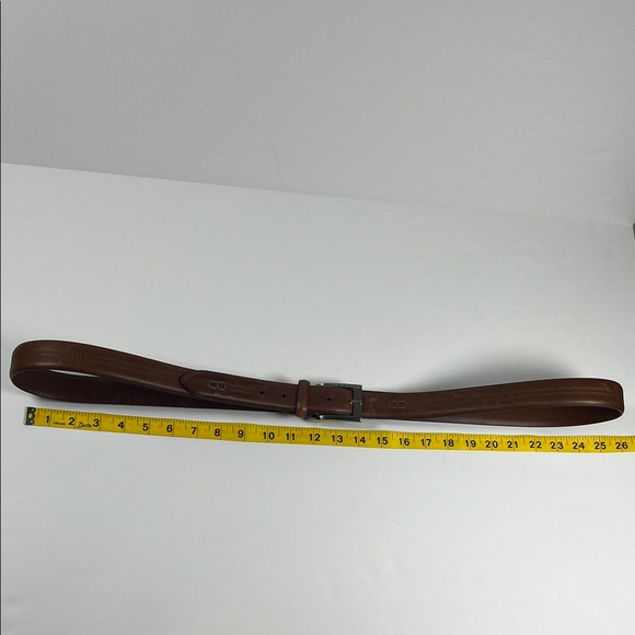 Florsheim Men's Brown Leather Belt with Silver Buckle. Sz 56 - Picture 10 of 10